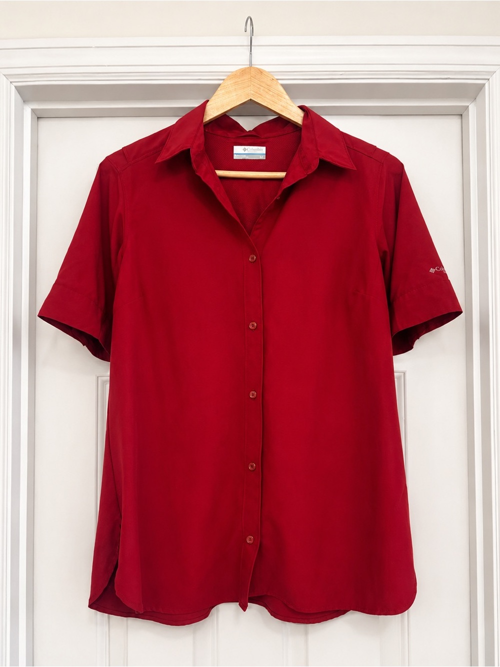 Columbia Omni-Shield Women’s Small Red Button Front Hiking Travel Shirt S